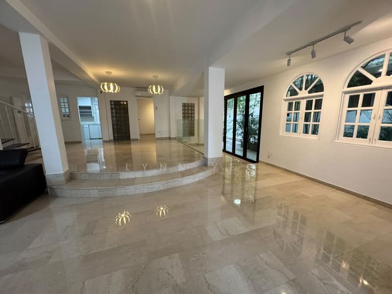 Sian Tuan Avenue, Sian Tuan Avenue, Clementi Park / Upper Bukit Timah, 5 Bedrooms, 3,300 sqft, Semi-Detached House For Rent, by Lynn Yeo, 500203604 - Living Room - PropertyGuru.com.sg
