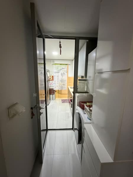 Sol Acres, 8 Choa Chu Kang Grove, 3 Bedrooms, 1,066 sqft, Executive Condominium For Sale, by Hoo Yong Heng, 500203609 - Kitchen - PropertyGuru.com.sg