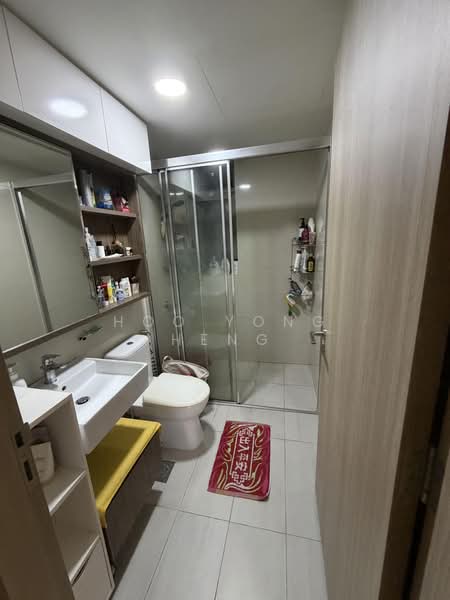 Sol Acres, 8 Choa Chu Kang Grove, 3 Bedrooms, 1,066 sqft, Executive Condominium For Sale, by Hoo Yong Heng, 500203609 - Bathroom - PropertyGuru.com.sg