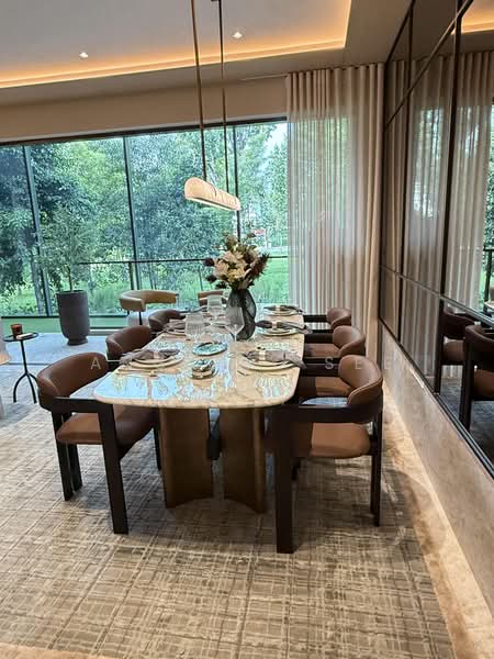 Dunearn House, 764 Dunearn Road, 4 Bedrooms, 1,180 sqft, Condominium For Sale, by Ang Lay See, 500203616 - Dining Room - PropertyGuru.com.sg