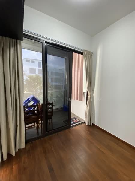 Jupiter 18, 18 Lorong 102 Changi, 2 Bedrooms, 786 sqft, Condominium For Sale, by Alicia Lim, 500203630 - Bedroom (1st level) - PropertyGuru.com.sg