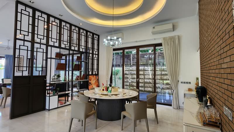 Stunning 3-Storey Resort-Style Bungalow, Walk to MRT, Chiltern Drive Lorong Chuan Braddell Heights, 8 Bedrooms, 6,500 sqft, Bungalow House For Rent, by Jennifer Leong, 500203637 - Dining Room - PropertyGuru.com.sg