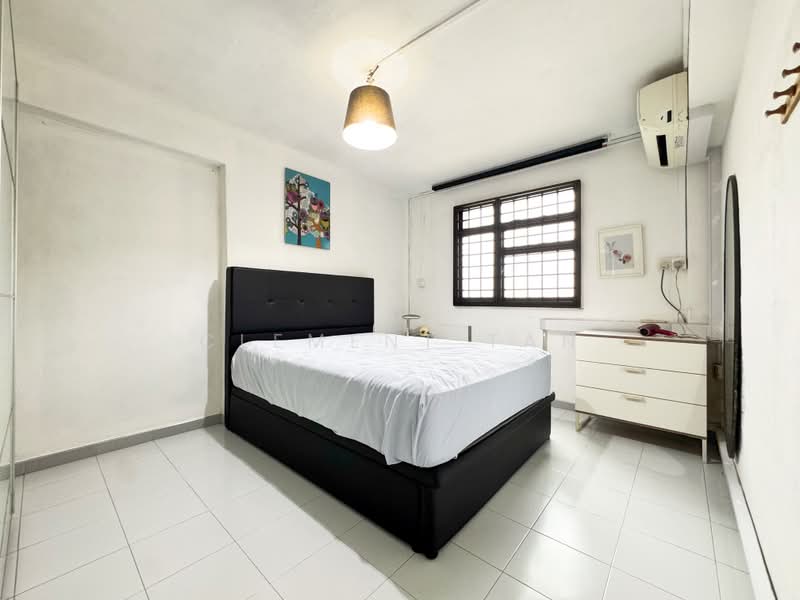107 Jalan Bukit Merah, 107 Jalan Bukit Merah, 2 Bedrooms, 678 sqft, HDB Flat For Rent, by Clement Tan, 500203648 - Bedroom - PropertyGuru.com.sg