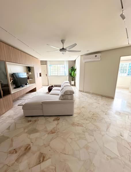 109 Tampines Street 11, 109 Tampines Street 11, Room Rental, 120 sqft, HDB Flat For Rent, by Aloysius Thomas Tan, 500203652 - Living Room - PropertyGuru.com.sg