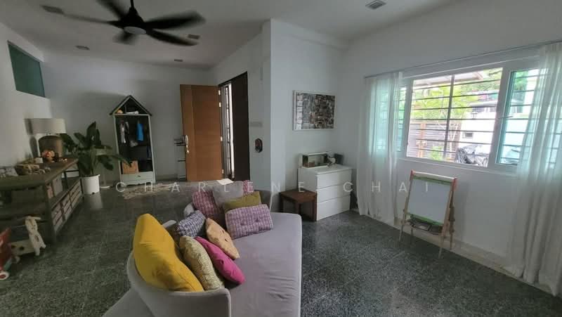 D19 2 Storey Inter-Terrace, , 4 Bedrooms, 2,800 sqft, Terraced House For Rent, by Charlene Chai, 500203661 - Living Room - PropertyGuru.com.sg