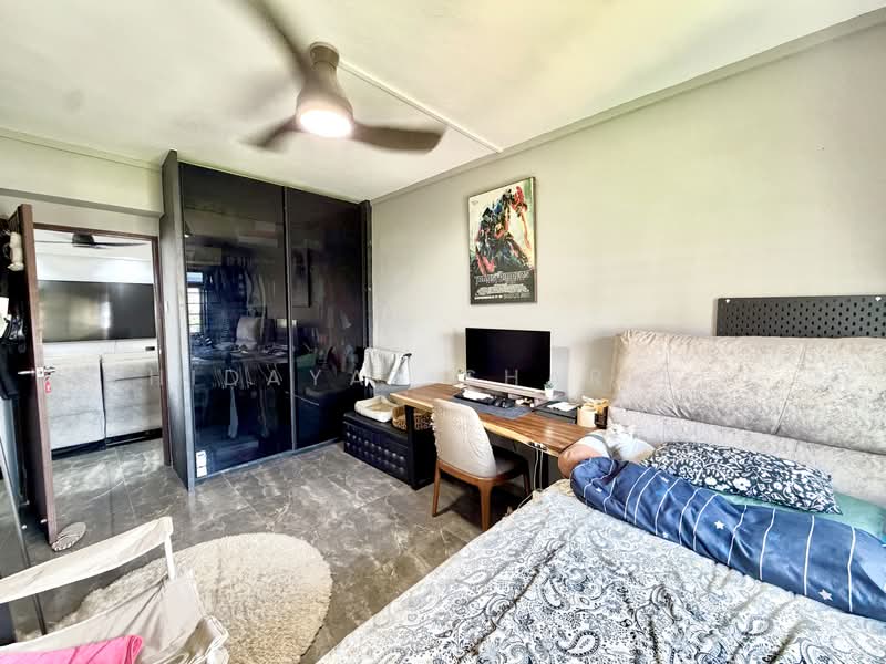 626 Choa Chu Kang Street 62, 626 Choa Chu Kang Street 62, 3 Bedrooms, 1,302 sqft, HDB Flat For Sale, by Hidayat Shariff, 500203670 - Bedroom - PropertyGuru.com.sg