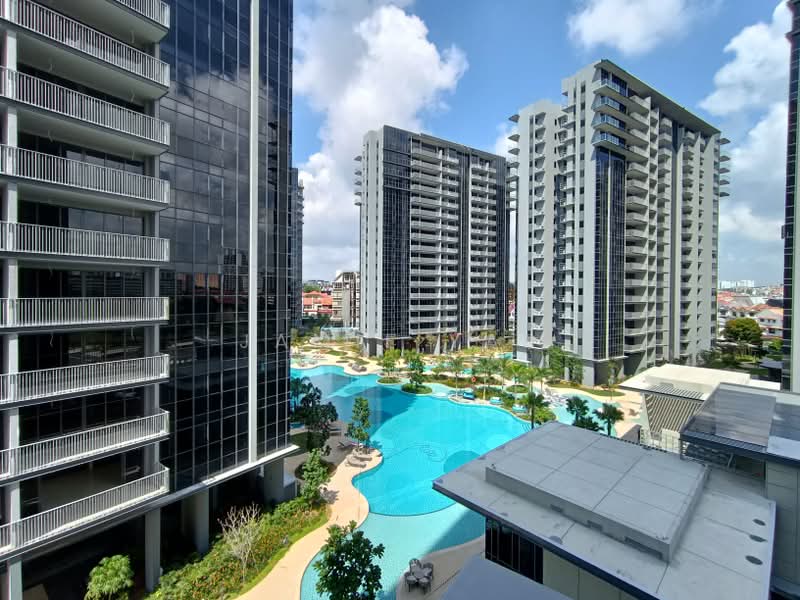 The Florence Residences, 81 Hougang Avenue 2, 3 Bedrooms, 990 sqft, Condominium For Sale, by Jamie Yap, 500203678 - Exterior - PropertyGuru.com.sg