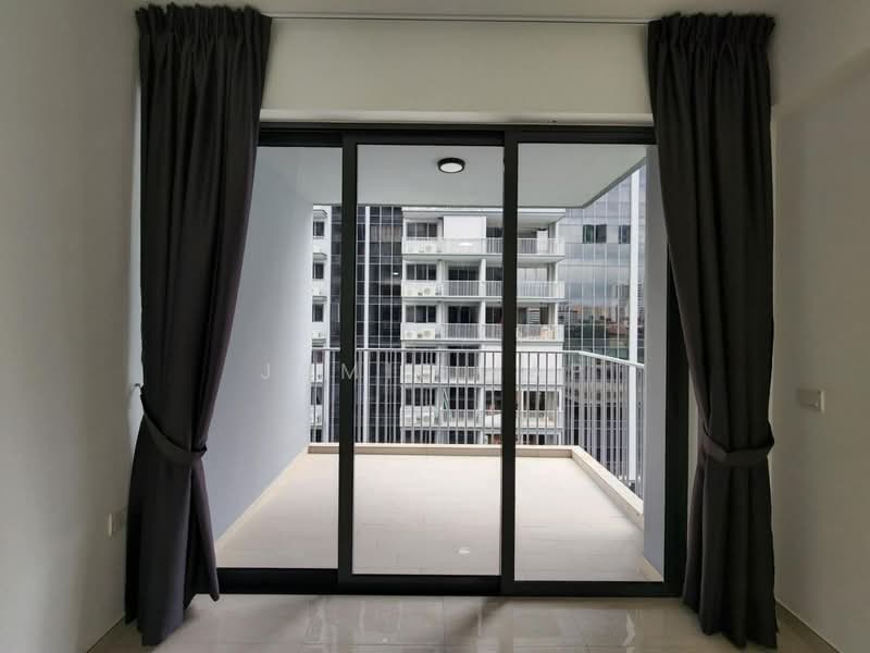 The Florence Residences, 81 Hougang Avenue 2, 3 Bedrooms, 990 sqft, Condominium For Sale, by Jamie Yap, 500203678 - Balcony - PropertyGuru.com.sg