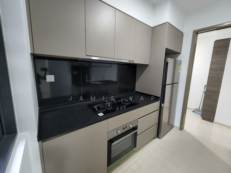 The Florence Residences, 81 Hougang Avenue 2, 3 Bedrooms, 990 sqft, Condominium For Sale, by Jamie Yap, 500203678 - Kitchen - PropertyGuru.com.sg