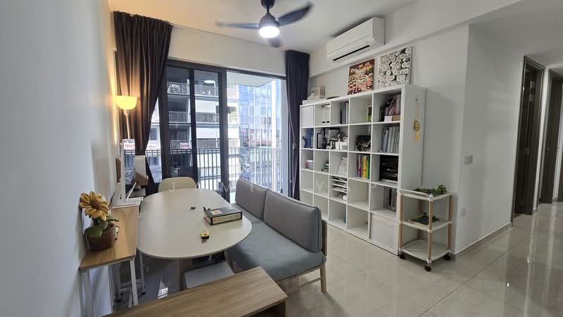The Florence Residences, 81 Hougang Avenue 2, 3 Bedrooms, 990 sqft, Condominium For Sale, by Jamie Yap, 500203678 - Living Room - PropertyGuru.com.sg