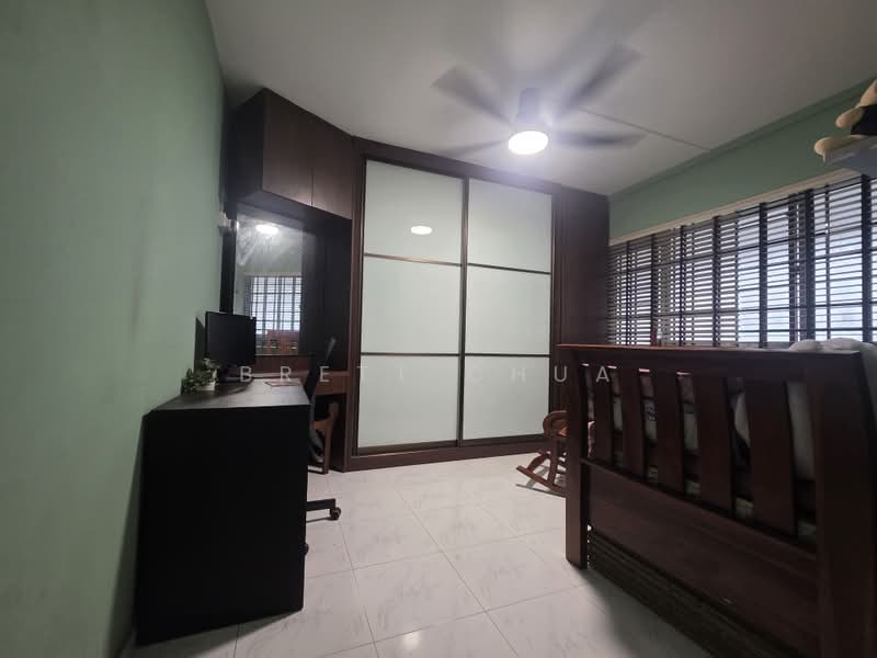 417 Choa Chu Kang Avenue 4, 417 Choa Chu Kang Avenue 4, 3 Bedrooms, 1,119 sqft, HDB Flat For Rent, by Brett Chua, 500203681 - Bedroom - PropertyGuru.com.sg