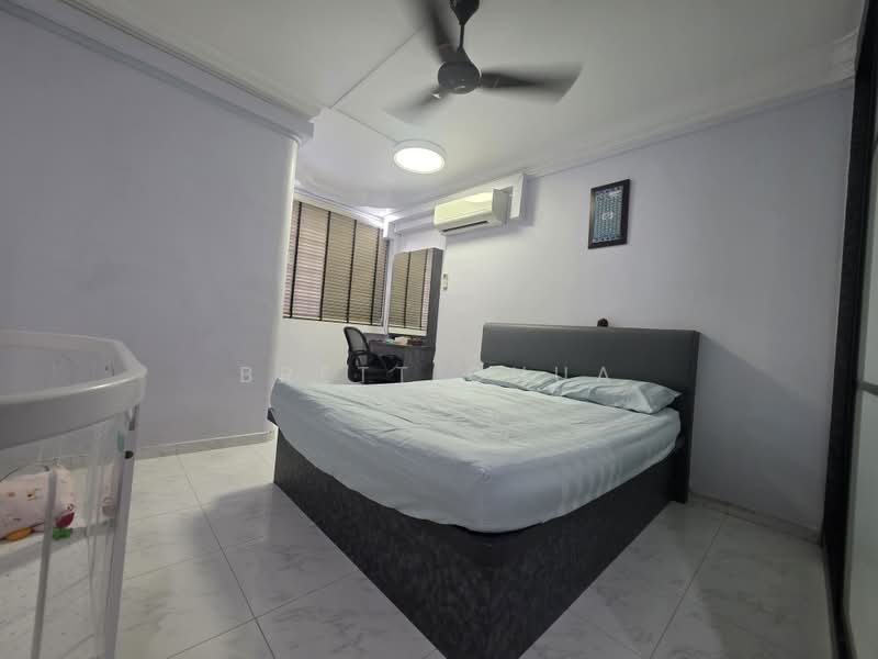 417 Choa Chu Kang Avenue 4, 417 Choa Chu Kang Avenue 4, 3 Bedrooms, 1,119 sqft, HDB Flat For Rent, by Brett Chua, 500203681 - Bedroom - PropertyGuru.com.sg