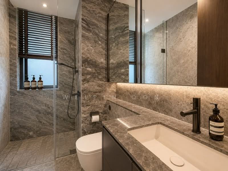 Leedon Green, 28 Leedon Heights, 4 Bedrooms, 1,496 sqft, Condominium For Sale, by WeiPin Oon, 500203683 - Common Bathroom - PropertyGuru.com.sg
