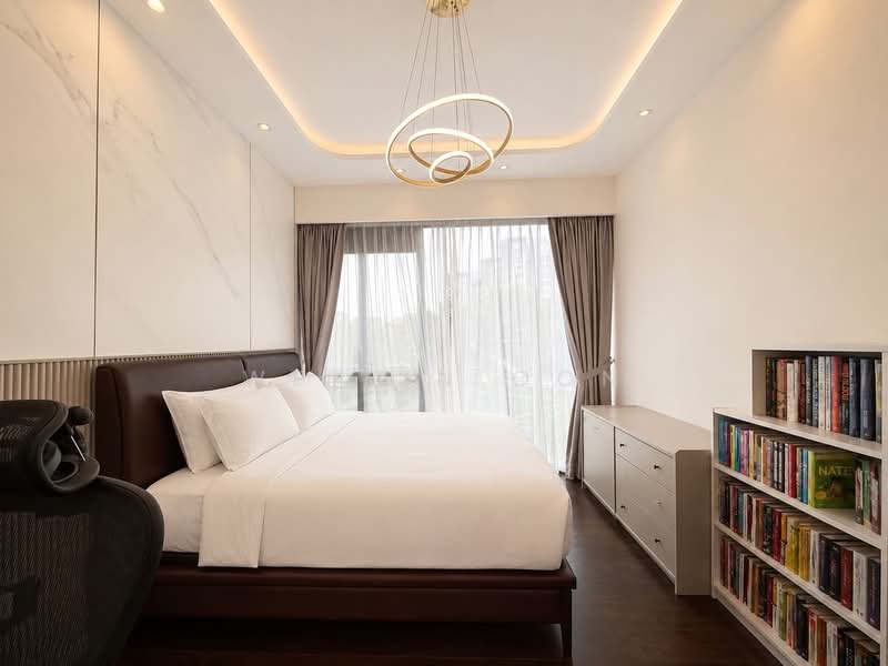Leedon Green, 28 Leedon Heights, 4 Bedrooms, 1,496 sqft, Condominium For Sale, by WeiPin Oon, 500203683 - Master Bedroom - PropertyGuru.com.sg