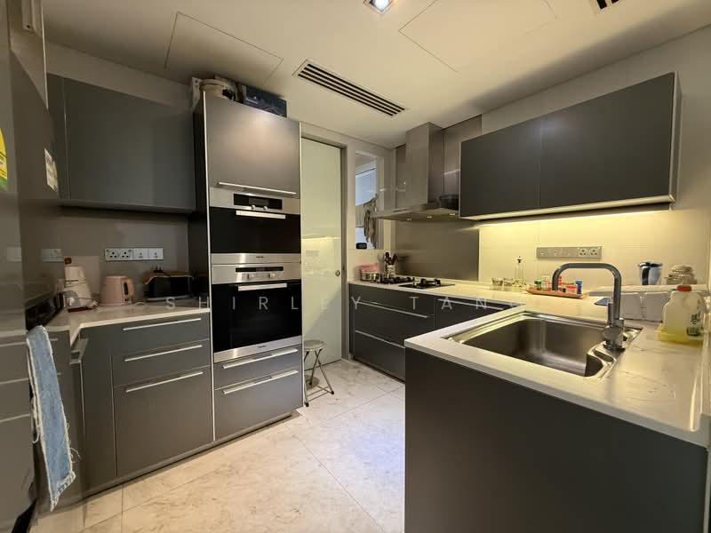 St. Regis Residences Singapore, 33 Tanglin Road, 3 Bedrooms, 1,507 sqft, Apartment For Sale, by Shirley Tang, 500203684 - Kitchen - PropertyGuru.com.sg