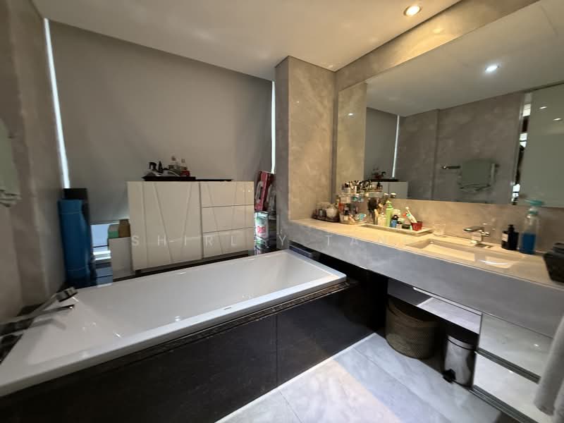 St. Regis Residences Singapore, 33 Tanglin Road, 3 Bedrooms, 1,507 sqft, Apartment For Sale, by Shirley Tang, 500203684 - Bathroom - PropertyGuru.com.sg