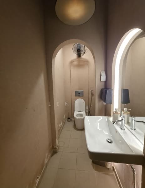 Rare corner Joo Chiat restaurant shophouse for rent, Joo Chiat Road, 1,800 sqft, Food & Beverage For Rent, by Leng ., 500203687 - Bathroom - CommercialGuru.com.sg