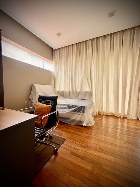 Semi-D @ Upper Bukit Timah, , 6 Bedrooms, 4,500 sqft, Semi-Detached House For Sale, by Patrick Koh, 500203690 - Bedroom / (top floor (gym) - PropertyGuru.com.sg