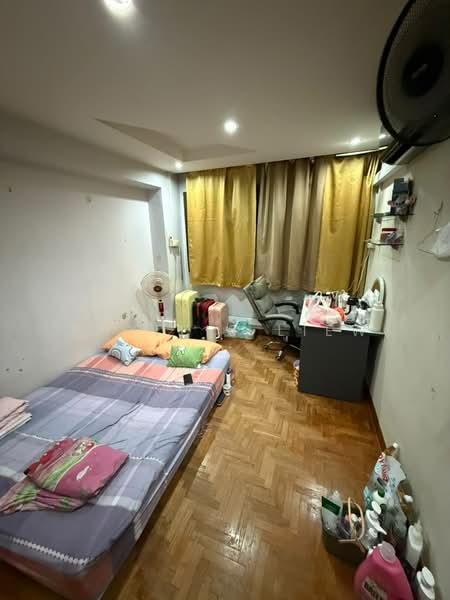 421 Hougang Avenue 10, 421 Hougang Avenue 10, Room Rental, 120 sqft, HDB Flat For Rent, by Phyllis Liew, 500203704 - Bedroom - PropertyGuru.com.sg