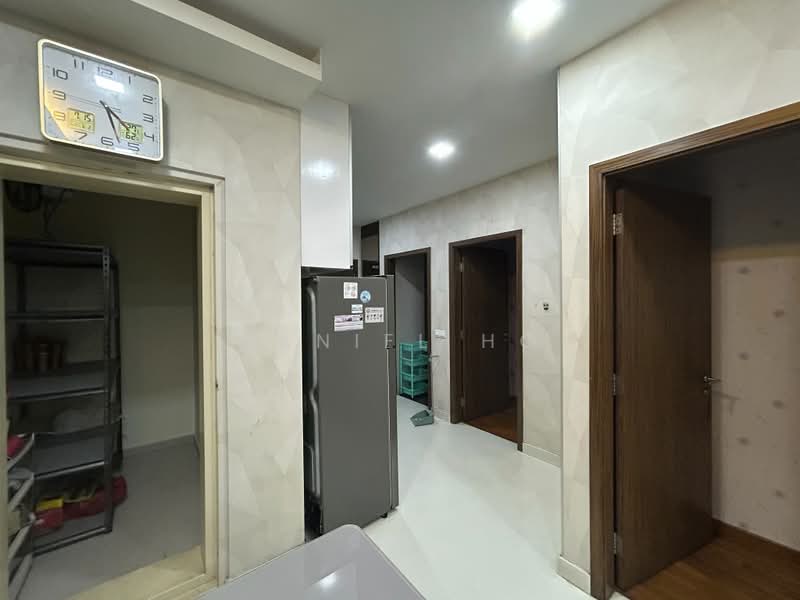 Parc Rosewood, 83 Rosewood Drive, 2 Bedrooms, 581 sqft, Condominium For Rent, by Daniel Ho, 500203705 - Kitchen - PropertyGuru.com.sg
