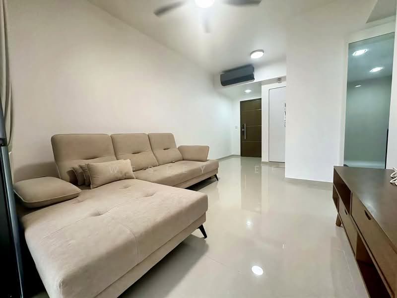 Miltonia Residences, 548 Miltonia Close, 2 Bedrooms, 840 sqft, Condominium For Rent, by Wesley Wee, 500203706 - Living Room - PropertyGuru.com.sg