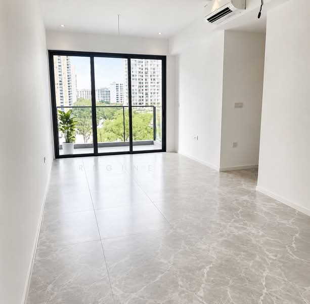 Clavon, Clementi Avenue 1, 3 Bedrooms, 958 sqft, Condominium For Sale, by Regine Phay, 500203713 - Living Room - PropertyGuru.com.sg