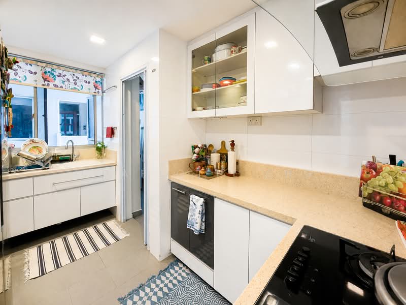 The Bayshore, 30 Bayshore Road, 3 Bedrooms, 1,227 sqft, Condominium For Sale, by Charlotte Ang, 500203722 - Kitchen - PropertyGuru.com.sg