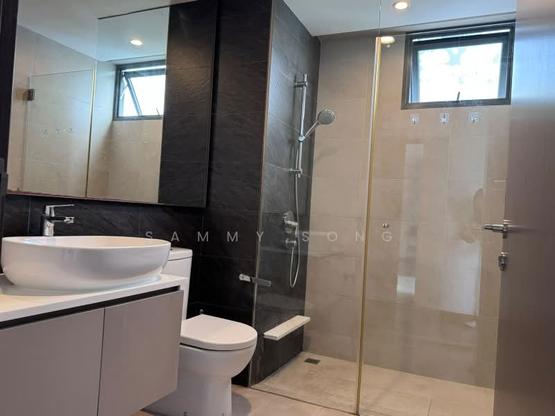Vue 8 Residence, 93 Pasir Ris Heights, 2 Bedrooms, 797 sqft, Condominium For Rent, by Sammy Song, 500203724 - Bathroom - PropertyGuru.com.sg