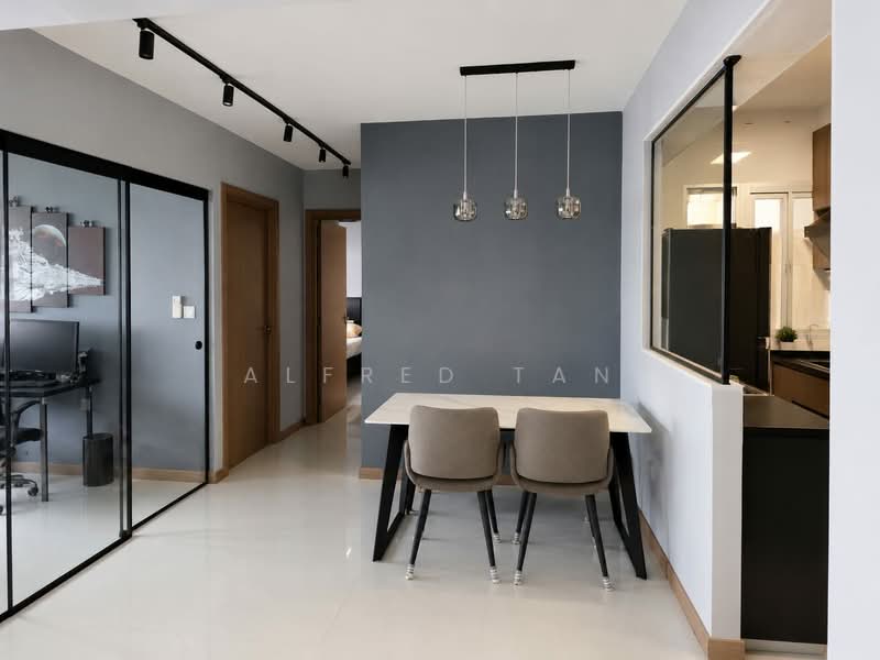 421B Northshore Drive, 421B Northshore Drive, 3 Bedrooms, 1,001 sqft, HDB Flat For Sale, by Alfred Tan, 500203733 - Dining Room - PropertyGuru.com.sg