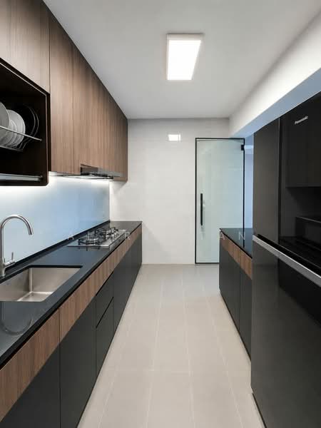 421B Northshore Drive, 421B Northshore Drive, 3 Bedrooms, 1,001 sqft, HDB Flat For Sale, by Alfred Tan, 500203733 - Kitchen - PropertyGuru.com.sg