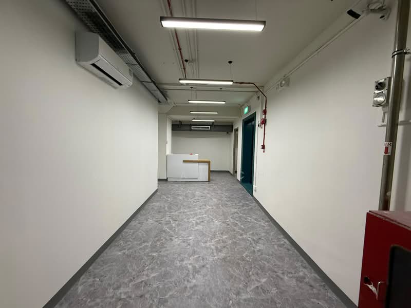 716 Jurong West Street 71, , 240 sqft, Office For Rent, by William Choo, 500203736 - Corridor - CommercialGuru.com.sg