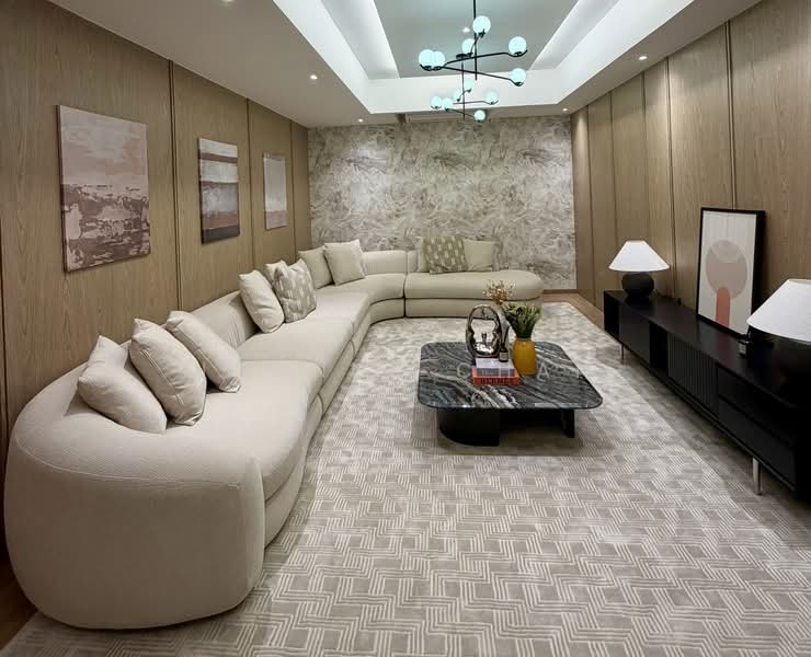 Shrewsbury Road, Shrewsbury Road, 7 Bedrooms, 6,926 sqft, Corner Terrace For Sale, by Joanne Chan, 500203741 - Living Room - PropertyGuru.com.sg