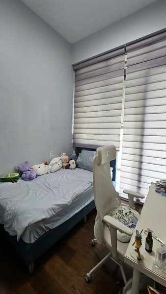 Kingsford Hillview Peak, 105 Hillview Rise, 2 Bedrooms, 915 sqft, Condominium For Sale, by Elaine Tan, 500203745 - Bedroom - PropertyGuru.com.sg