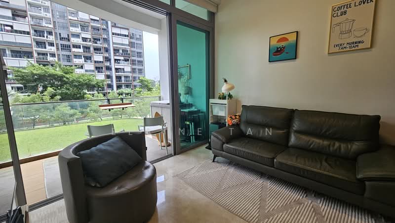 Kingsford Hillview Peak, 105 Hillview Rise, 2 Bedrooms, 915 sqft, Condominium For Sale, by Elaine Tan, 500203745 - Living Room - PropertyGuru.com.sg