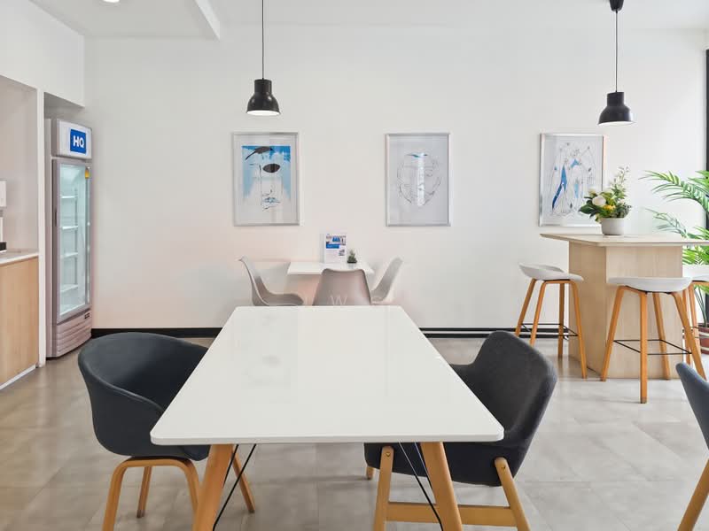 Flexible workspace membership at HQ Liang Seah, 1 Liang Seah Street, 86 sqft, Office For Rent, by Regus Singapore, 500203757 - Interior - CommercialGuru.com.sg