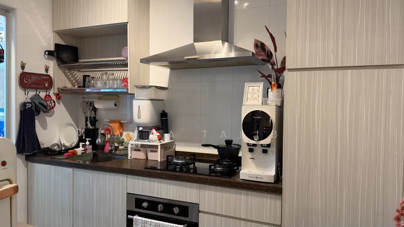 871C Tampines Street 86, 871C Tampines Street 86, 3 Bedrooms, 1,012 sqft, HDB Flat For Sale, by Aida Talib, 500203762 - Kitchen - PropertyGuru.com.sg