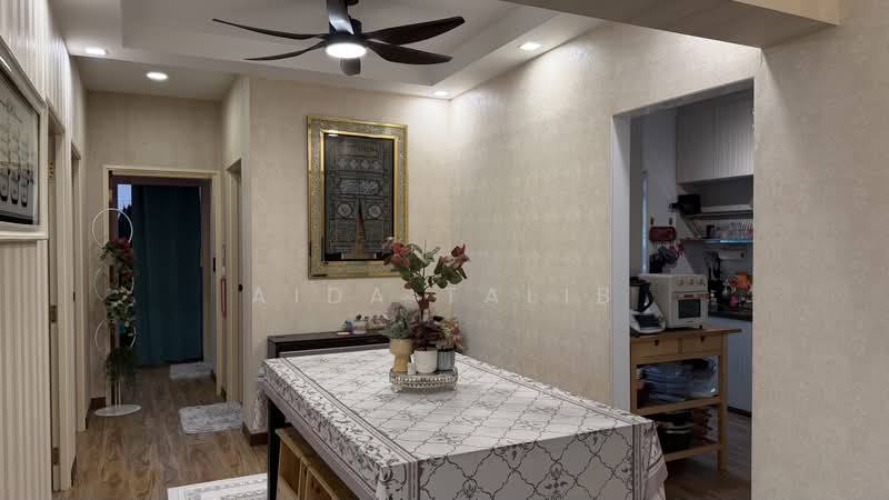 871C Tampines Street 86, 871C Tampines Street 86, 3 Bedrooms, 1,012 sqft, HDB Flat For Sale, by Aida Talib, 500203762 - Dining Room - PropertyGuru.com.sg
