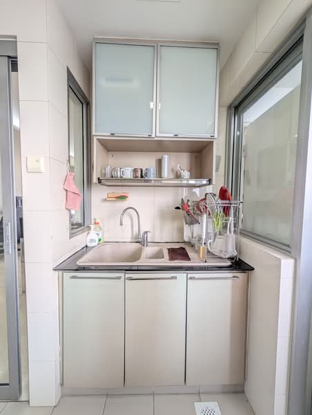 Grandeur 8, 2 Ang Mo Kio Central 3, 3 Bedrooms, 1,195 sqft, Condominium For Sale, by Kelvin Koh, 500203768 - Kitchen - PropertyGuru.com.sg