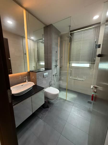 Kallang Riverside, 51 Kampong Bugis, 3 Bedrooms, 1,432 sqft, Condominium For Rent, by Stanley Tan 陈健德, 500203776 - Bathroom - PropertyGuru.com.sg