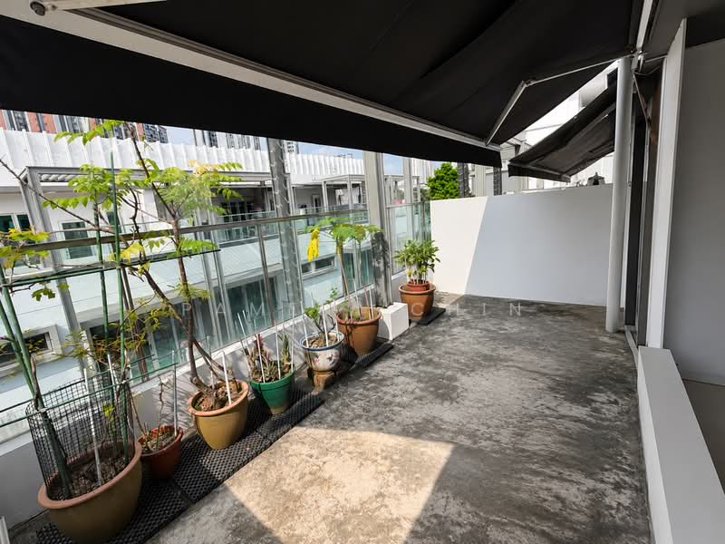 NEWest, 3 West Coast Drive, 4 Bedrooms, 2,519 sqft, Apartment For Sale, by Pamela Chin, 500203781 - Balcony - PropertyGuru.com.sg