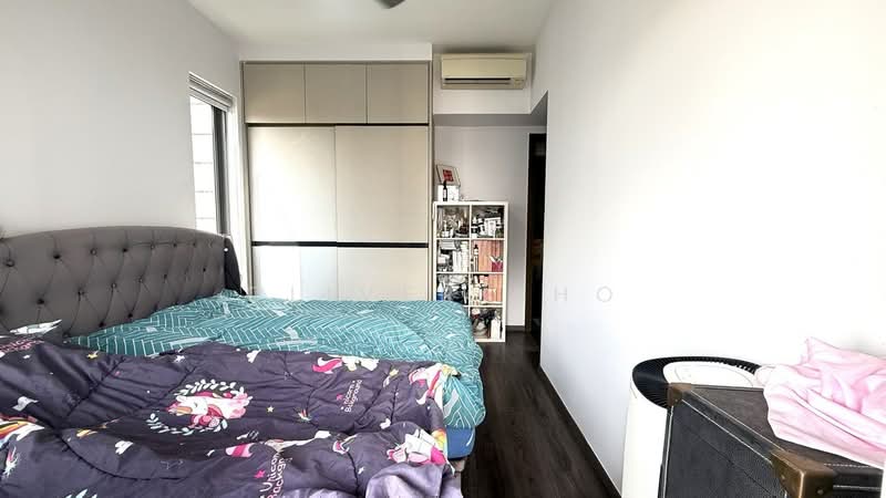 Riverbank at Fernvale, 13 Fernvale Close, 3 Bedrooms, 947 sqft, Condominium For Sale, by Oliver Sho, 500203786 - Master Bedroom - PropertyGuru.com.sg