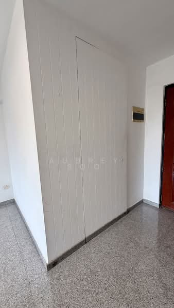 816 Jellicoe Road, 816 Jellicoe Road, 3 Bedrooms, 1,184 sqft, HDB Flat For Sale, by Audrey Soo, 500203787 - Concealed Entrance for Storage - PropertyGuru.com.sg