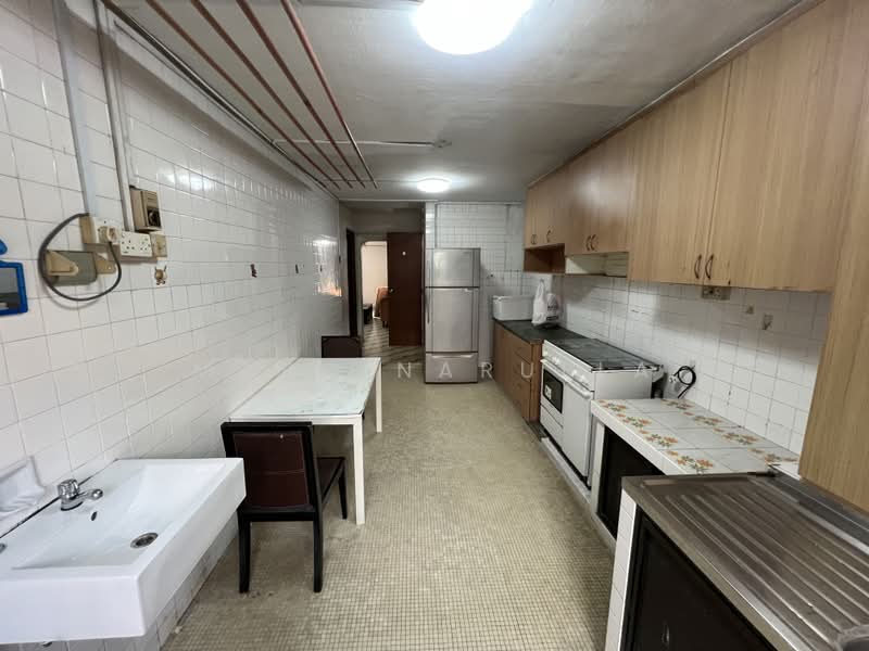 122 Paya Lebar Way, 122 Paya Lebar Way, 3 Bedrooms, 980 sqft, HDB Flat For Sale, by Marc Narulla, 500203791 - Kitchen - PropertyGuru.com.sg