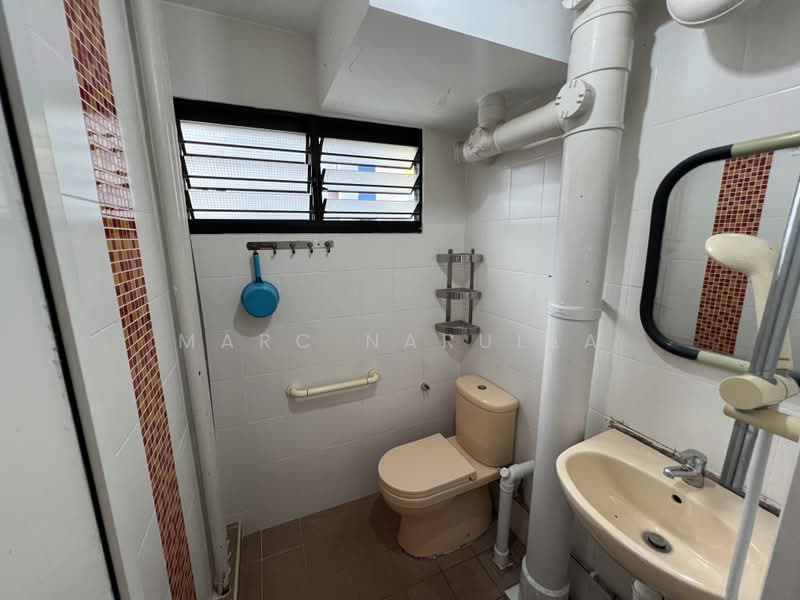 122 Paya Lebar Way, 122 Paya Lebar Way, 3 Bedrooms, 980 sqft, HDB Flat For Sale, by Marc Narulla, 500203791 - Bathroom - PropertyGuru.com.sg