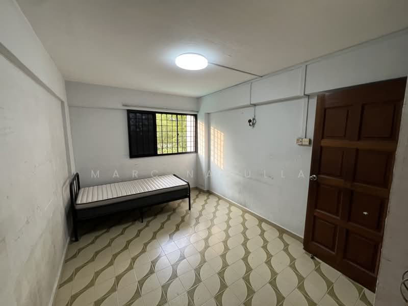 122 Paya Lebar Way, 122 Paya Lebar Way, 3 Bedrooms, 980 sqft, HDB Flat For Sale, by Marc Narulla, 500203791 - Bedroom - PropertyGuru.com.sg