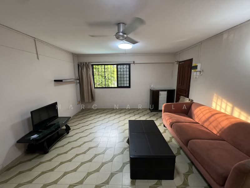 122 Paya Lebar Way, 122 Paya Lebar Way, 3 Bedrooms, 980 sqft, HDB Flat For Sale, by Marc Narulla, 500203791 - Living Room - PropertyGuru.com.sg