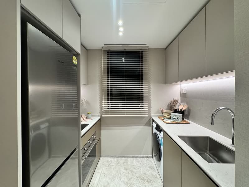 Dunearn House, 764 Dunearn Road, Newton / Novena, 2 Bedrooms, 667 sqft, Condominium For Sale, by Jeanne Chua, 500203797 - Kitchen - PropertyGuru.com.sg