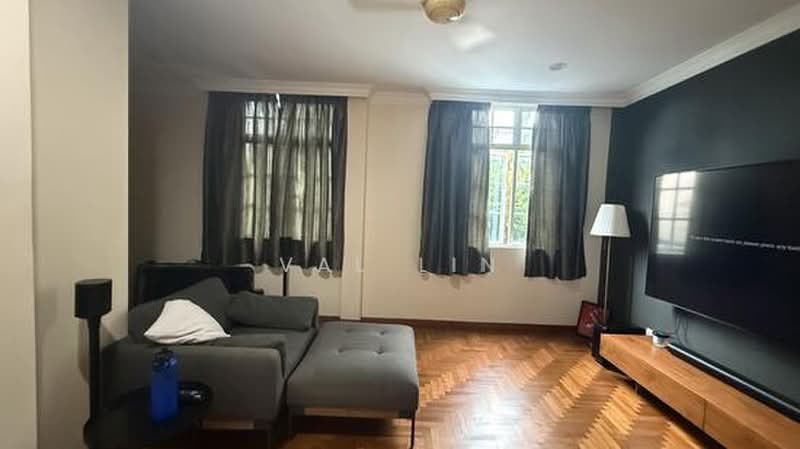★ Kew Crescent New List Exclusive! ★ Rare Semi-D 5 Bedroom 5 mins to MRT ★ View Before Its Gone, Bedok South MRT Kew Crescent Kew Drive TEL Line, 5 Bedrooms, 4,200 sqft, Semi-Detached House For Rent, by Val Lin, 500203800 - PropertyGuru.com.sg