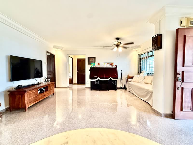 156 Lorong 1 Toa Payoh, 156 Lorong 1 Toa Payoh, 3 Bedrooms, 1,098 sqft, HDB Flat For Sale, by William Quek, 500203802 - Living Room - PropertyGuru.com.sg