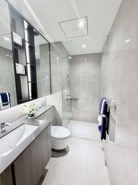 Grand Dunman, 18 Dunman Road, 5 Bedrooms, 1,690 sqft, Condominium For Sale, by Eve Choo, 500203818 - Bathroom - PropertyGuru.com.sg